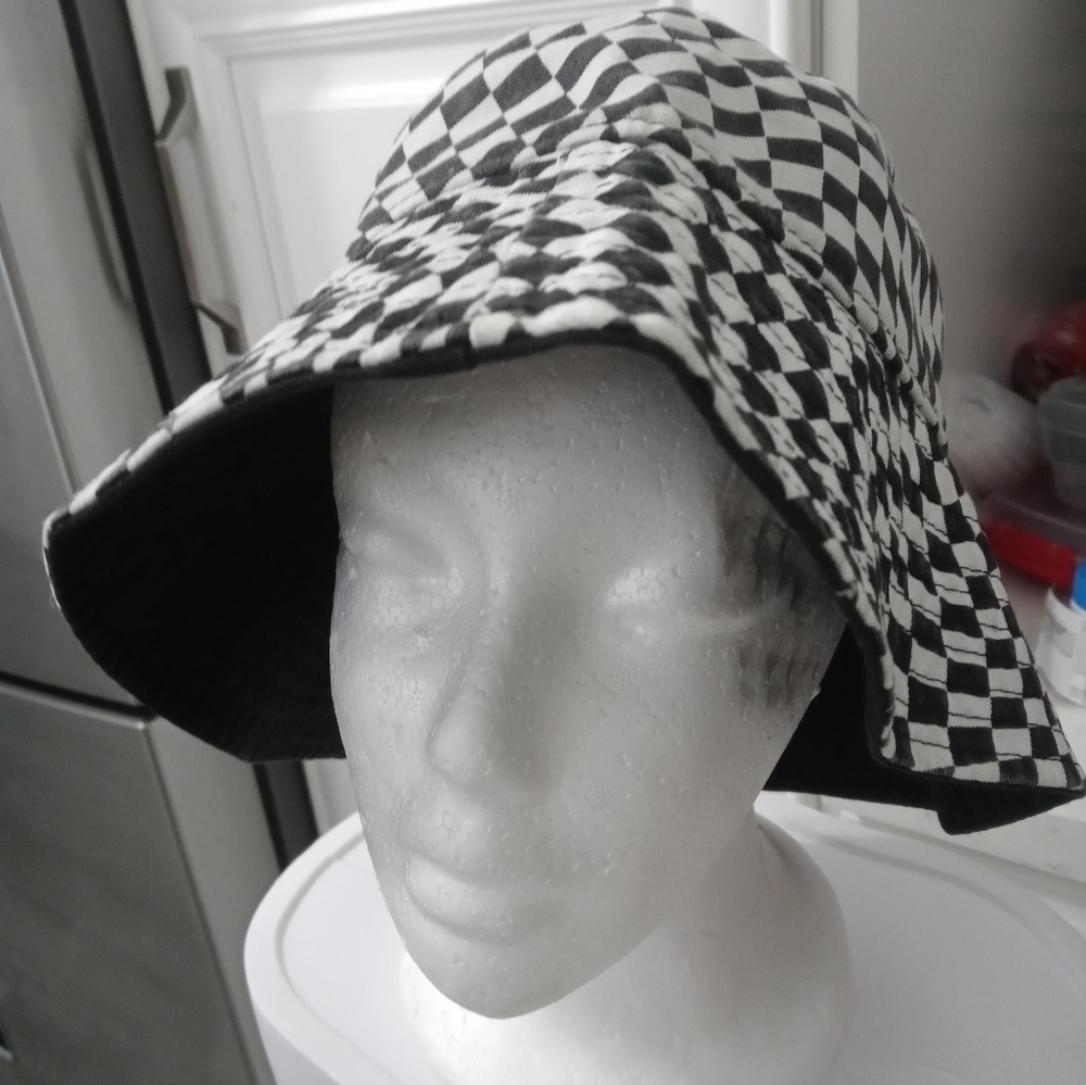 Wild Fable Black White Checkerboard Bucket Hat 100% cotton OS